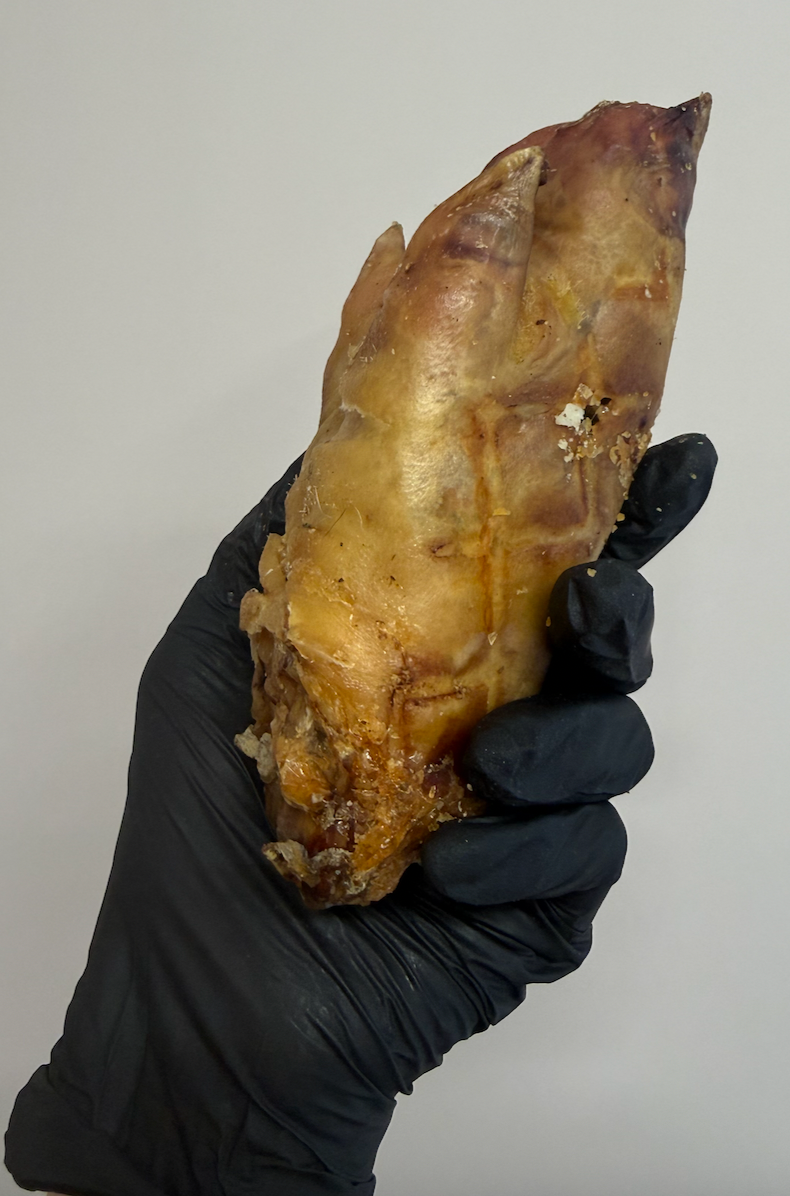 Pig Trotter – Crunchy, Cartilage-Rich & Naturally Satisfying