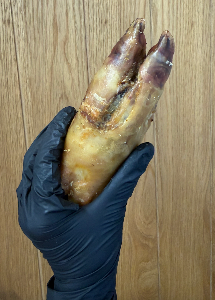 Pig Trotter – Crunchy, Cartilage-Rich & Naturally Satisfying
