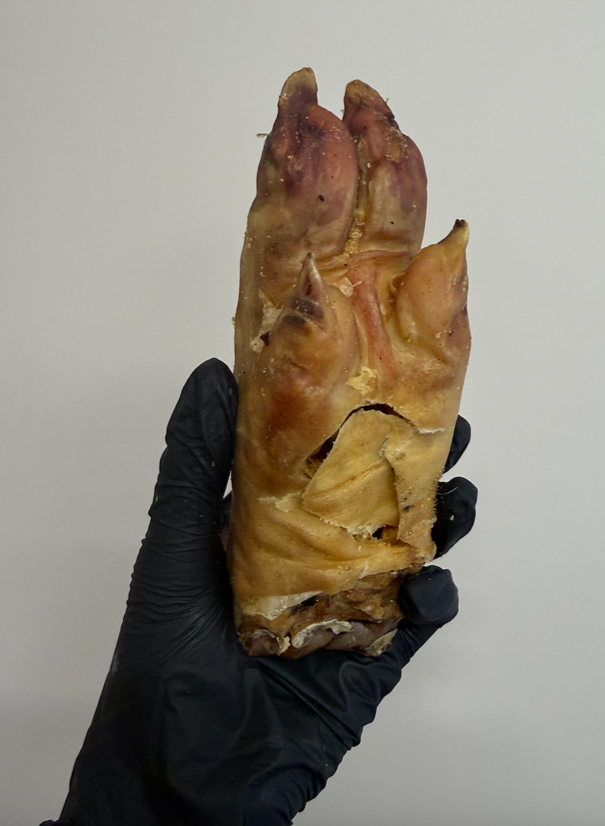 Pig Trotter – Crunchy, Cartilage-Rich & Naturally Satisfying